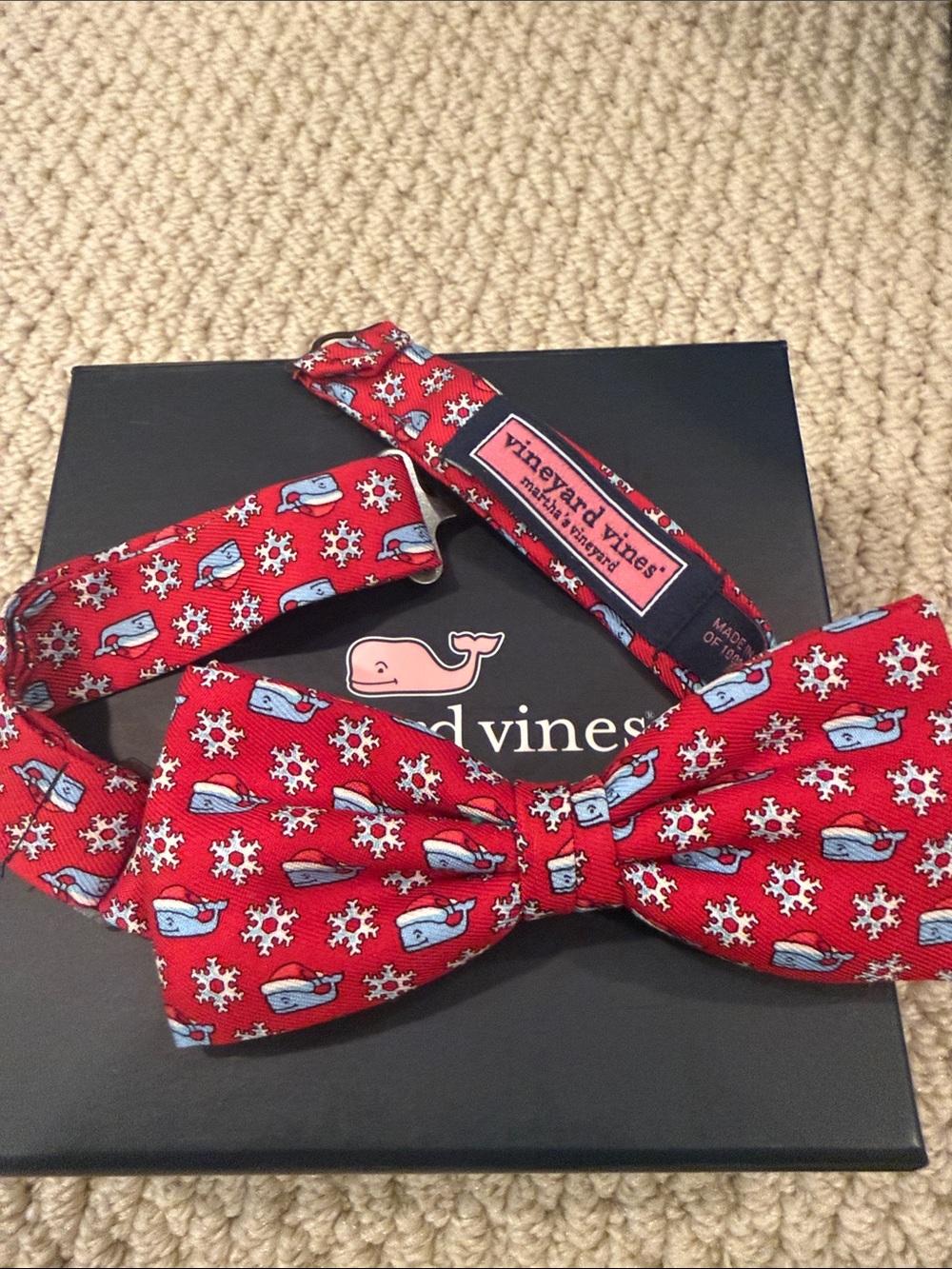 Vineyard Vines youth Red Whale & Snowflake Kids Bow Tie